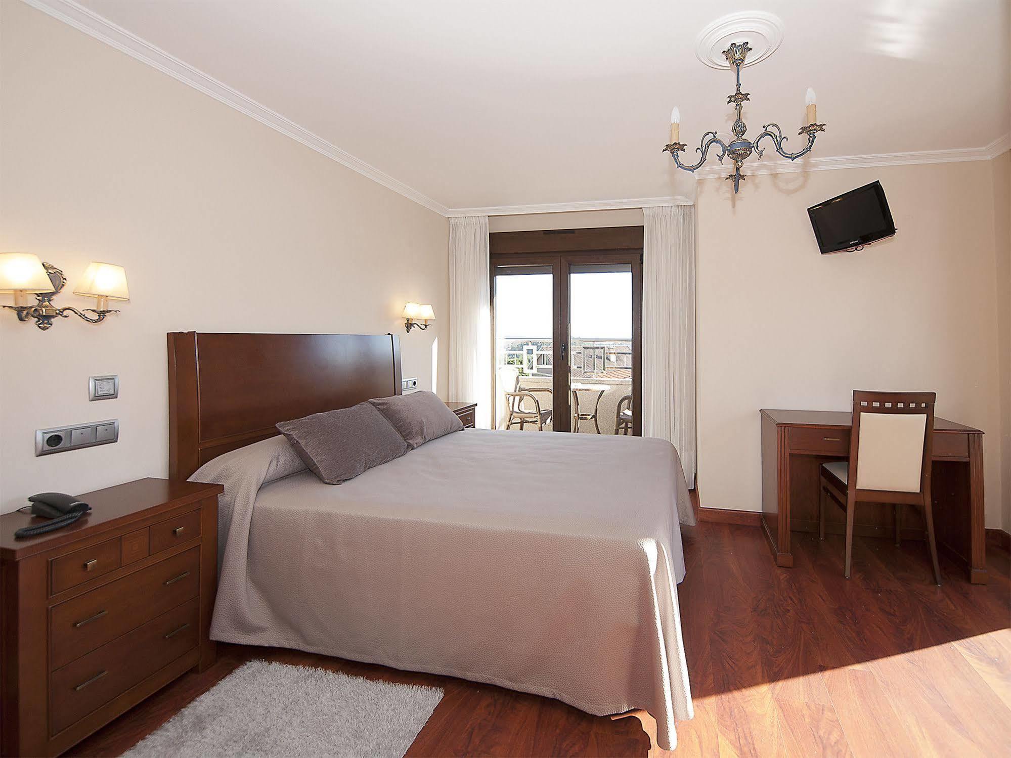 Pension Residencia A Cruzan (Adults Only) Noalla  Exterior photo